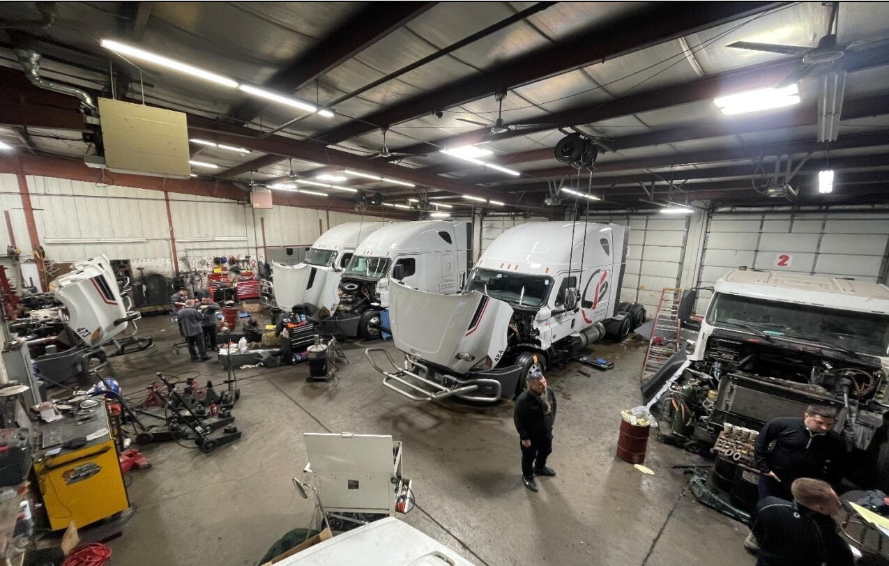 8 Prosper Ct, Lake In The Hills, IL à louer Photo intérieure– Image 1 sur 2