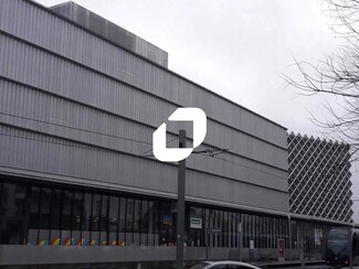 Plus de détails pour Local commercial à louer