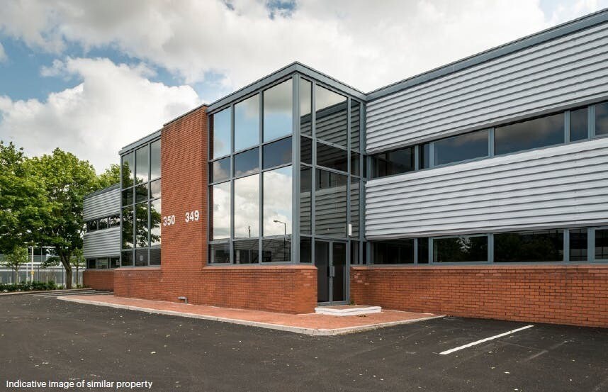 348 Edinburgh Ave, Slough à louer - Photo de l’immeuble – Image 2 sur 12