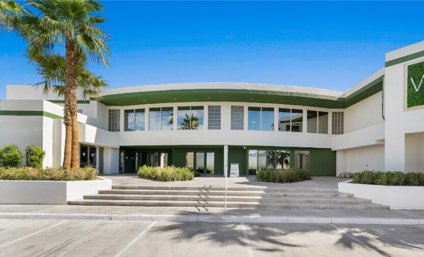 42650 Melanie Pl, Palm Desert, CA à louer - Photo de l’immeuble – Image 3 sur 51