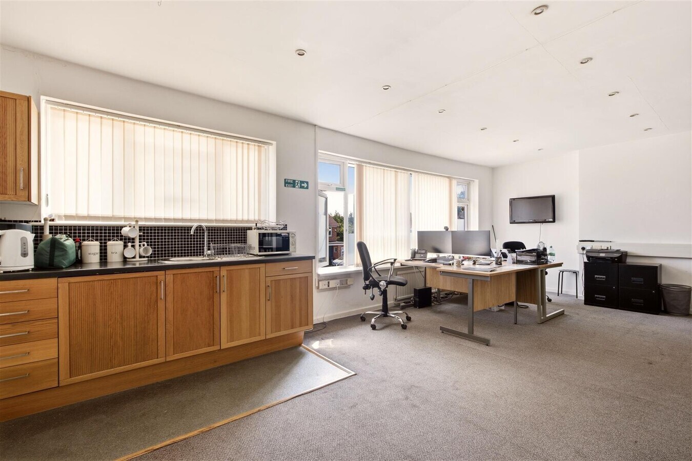 50-60 Rosemead Dr, Oadby, LEC LE2 5SF - Lot 58A - - Photo intérieure - Image 2 of 11