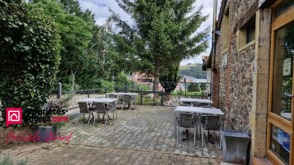 Local d'activités dans Roanne à vendre - Photo de l’immeuble – Image 2 sur 4