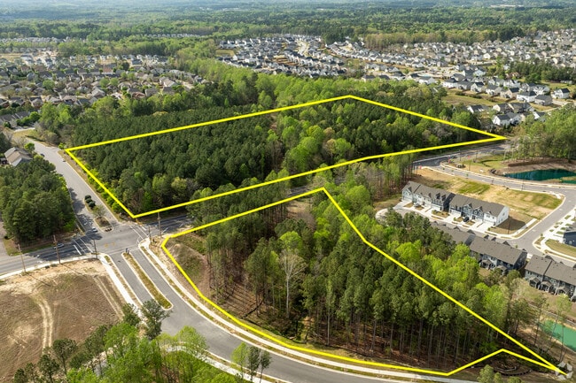 Plus de détails pour 2700 Forestville Rd, Wake Forest, NC - Terrain aux enchères