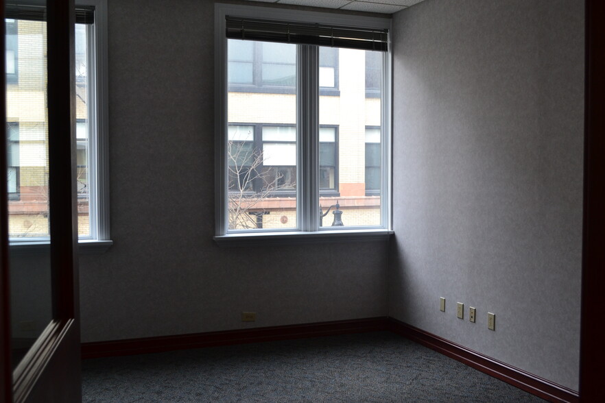 400 Main St, Lafayette, IN à louer - Photo intérieure – Image 3 sur 9