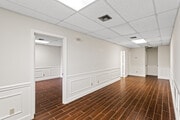 Suite 200 Main Area