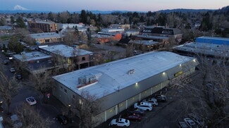 Plus de détails pour 211 NE Roberts Ave, Gresham, OR - Local commercial à vendre
