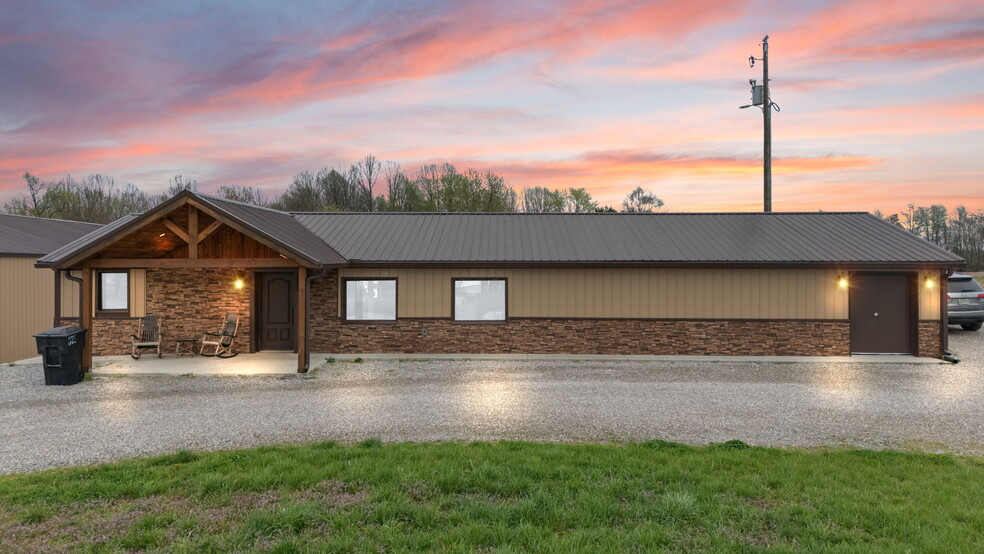 4564 New Liberty Big Meadow Rd, Knob Lick, KY à vendre - Photo de l’immeuble – Image 1 sur 29