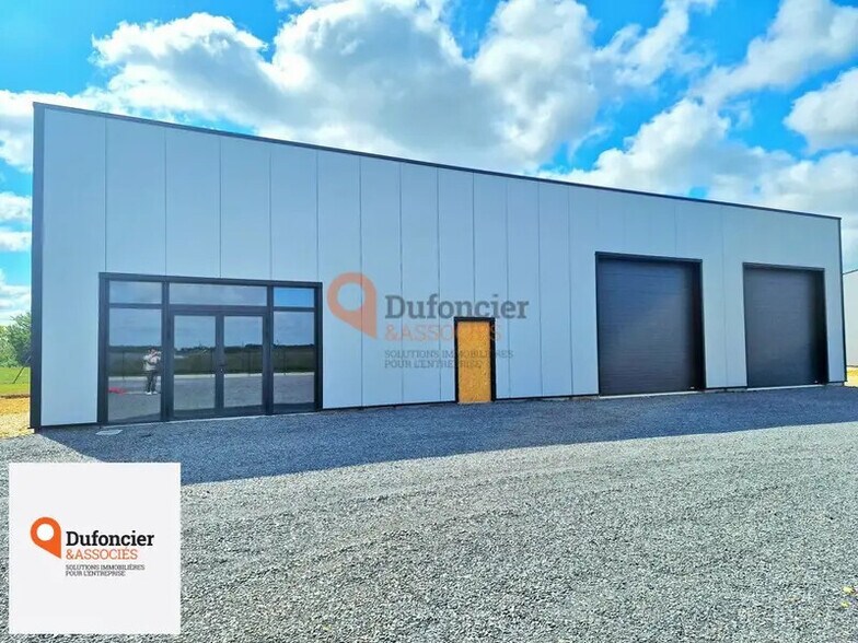 Industriel/Logistique dans Poitiers à louer - Photo de l’immeuble – Image 1 sur 10