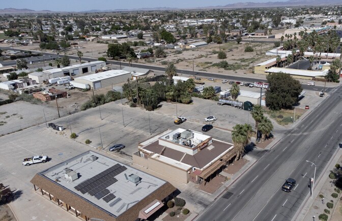 1101 W Hobsonway, Blythe, CA à louer - Photo de l’immeuble – Image 2 sur 5