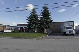 Plus de détails pour 992 Rangeview Rd, Mississauga, ON - Industriel/Logistique à louer