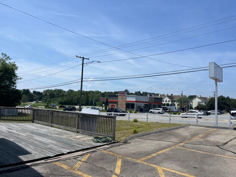 6920 Post Rd, North Kingstown, RI à louer - Photo de l’immeuble – Image 2 sur 11