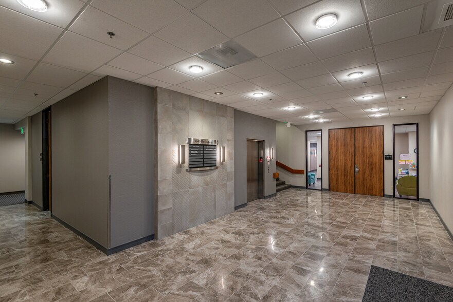 3840 Rosin Ct, Sacramento, CA à louer - Photo intérieure – Image 3 sur 15