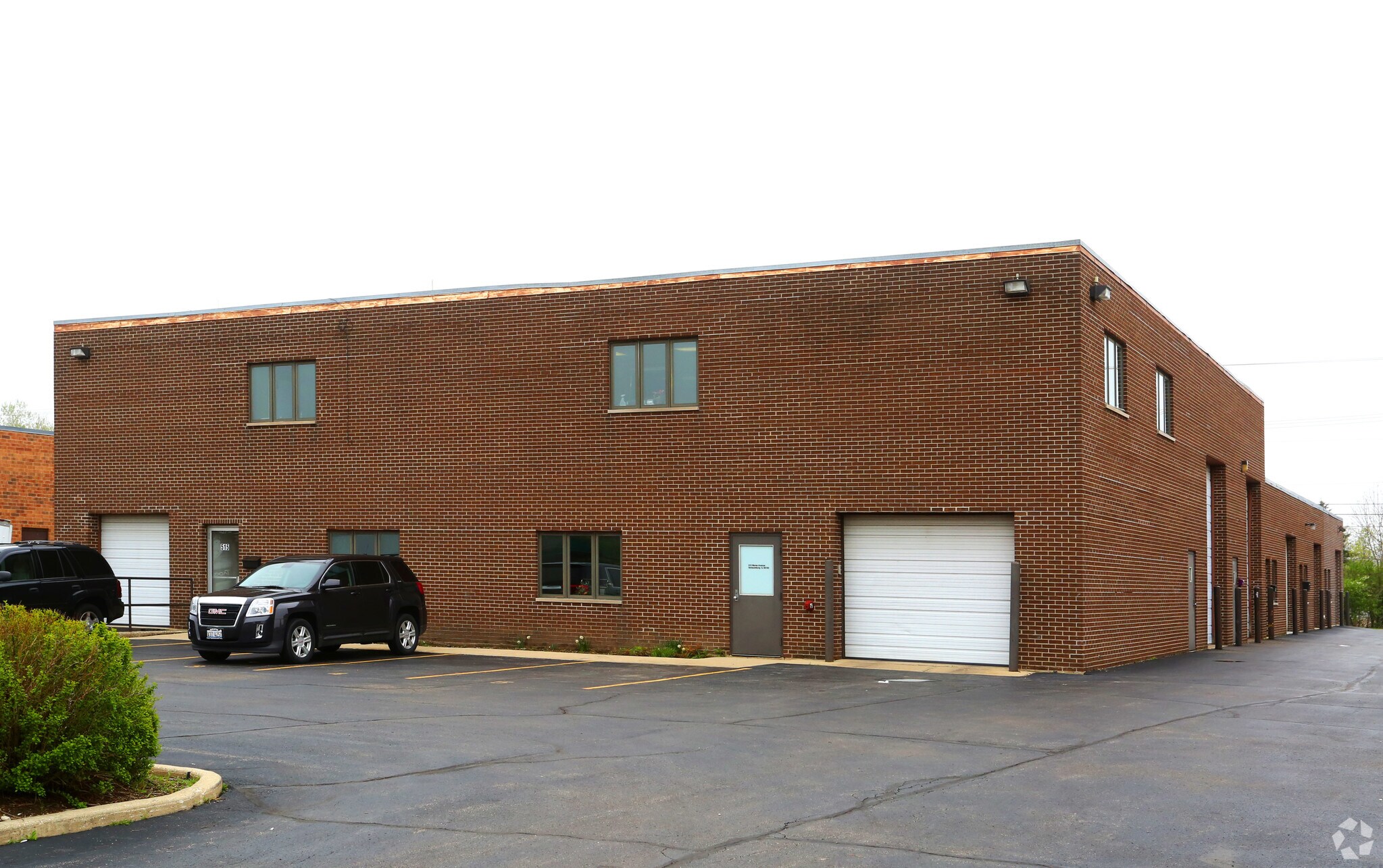 515-517 Morse Ave, Schaumburg, IL à vendre Photo de l’immeuble– Image 1 sur 5