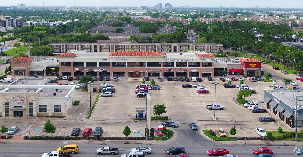 8401 Westheimer, Houston, TX à louer - Photo de l’immeuble – Image 3 sur 4