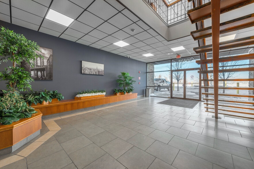 30426-30436 Euclid Ave, Wickliffe, OH à louer - Photo intérieure – Image 3 sur 7