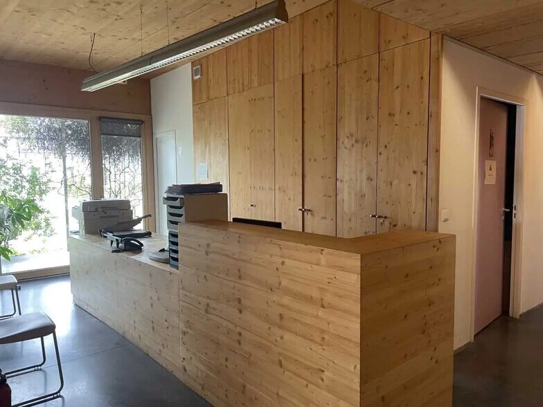 Bureau dans Martillac à louer - Photo de l’immeuble – Image 1 sur 6