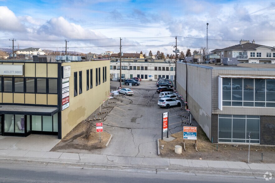 128 16 Ave NE, Calgary, AB à vendre - Photo de l’immeuble – Image 2 sur 6