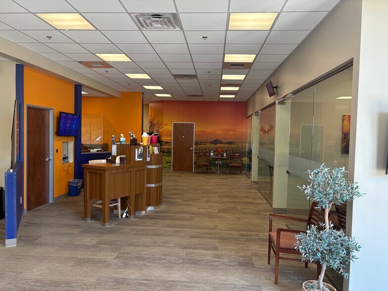 201 3rd St, Santa Rosa, CA à louer - Photo intérieure – Image 3 sur 5