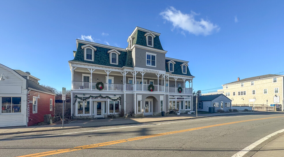 234 Water St, Block Island, RI à vendre - Photo de l’immeuble – Image 3 sur 79