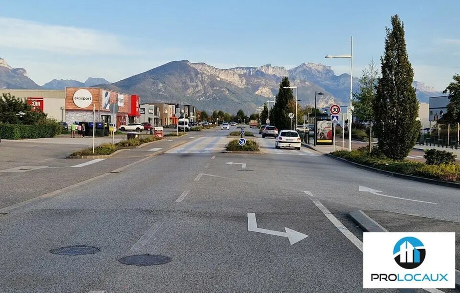 Local commercial dans Epagny Metz-Tessy à louer - Photo de l’immeuble – Image 1 sur 6