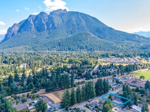 349 E 3rd St, North Bend, WA - VUE AÉRIENNE  vue de carte