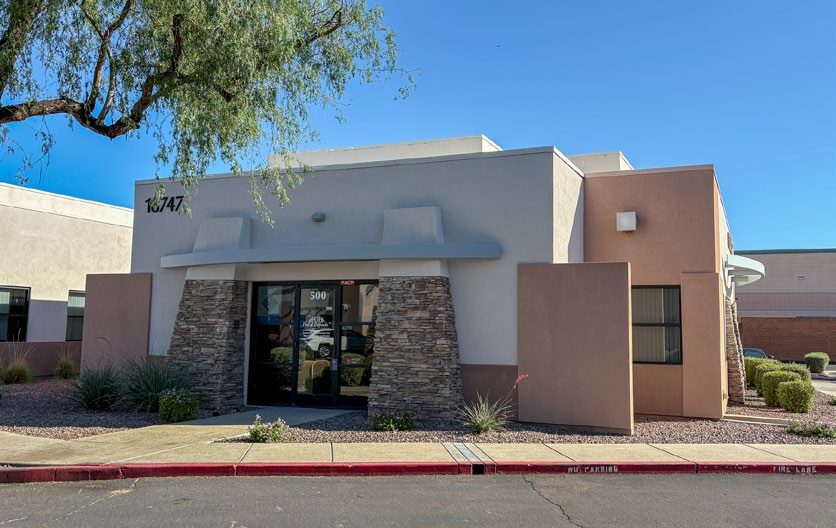 18747 N Reems Rd, Surprise, AZ à vendre - Photo de l’immeuble – Image 3 sur 8