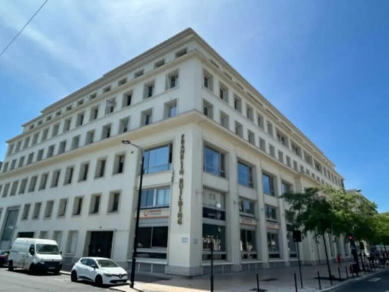 Bureau dans Le Havre à vendre - Photo de l’immeuble – Image 1 sur 1