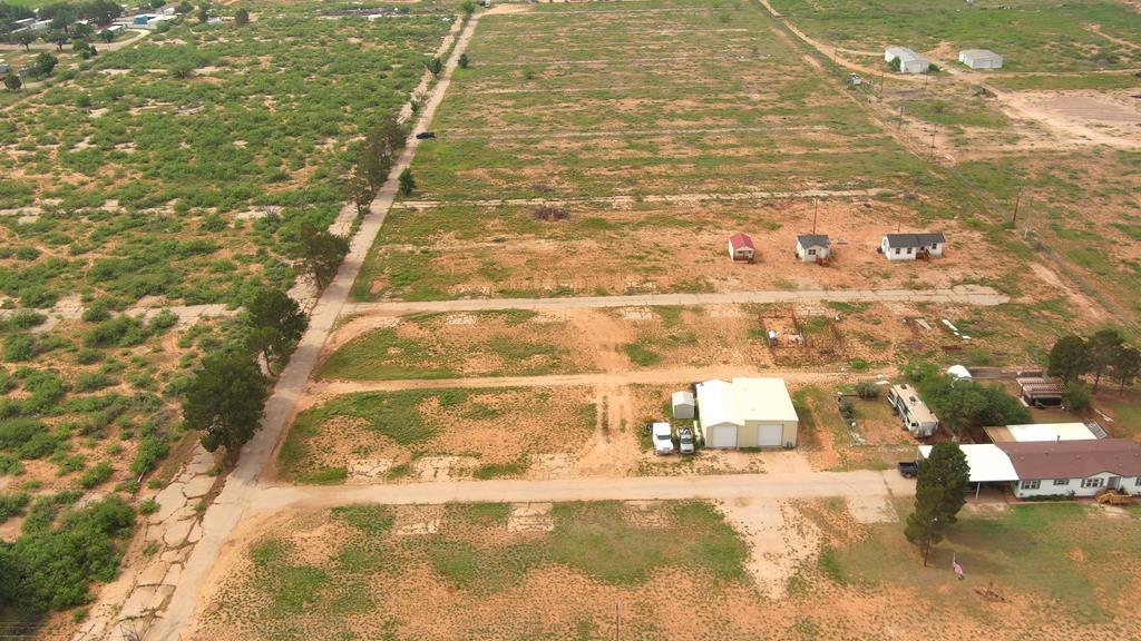 2701 W County Road 135, Midland, TX à louer Photo de l’immeuble– Image 1 sur 8