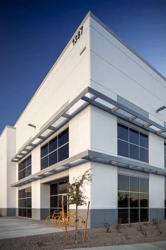 Plus de détails pour 1379 Raiders Way, Henderson, NV - Industriel/Logistique à louer