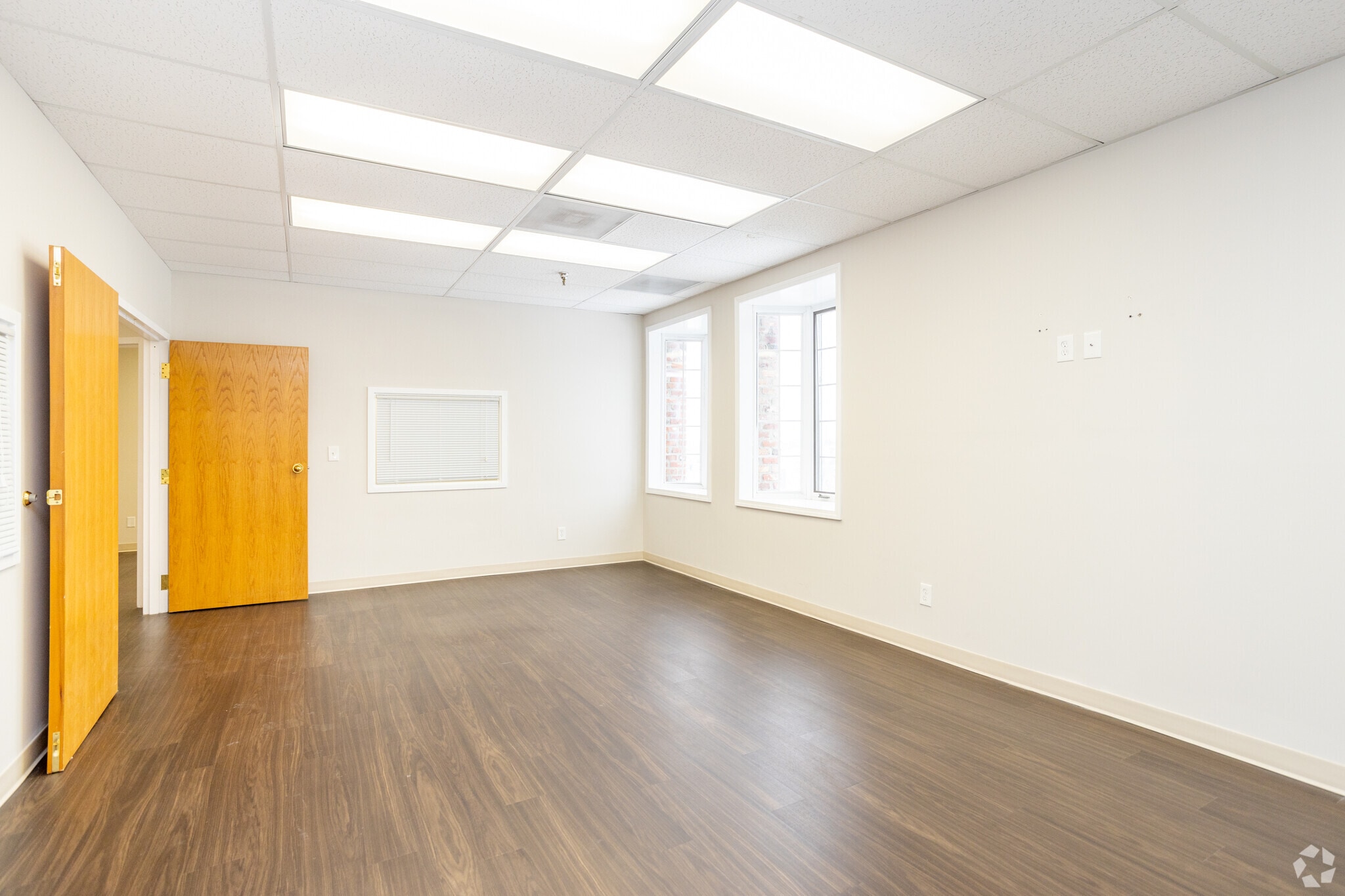 13304 W Center Rd, Omaha, NE à louer Photo intérieure– Image 1 sur 1