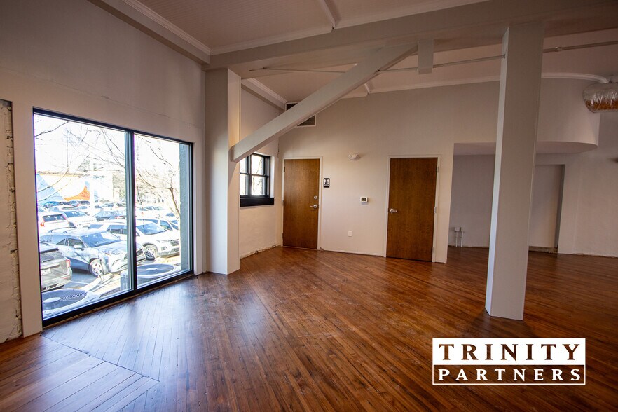 1225-1229 Lincoln St, Columbia, SC à louer - Photo intérieure – Image 3 sur 7