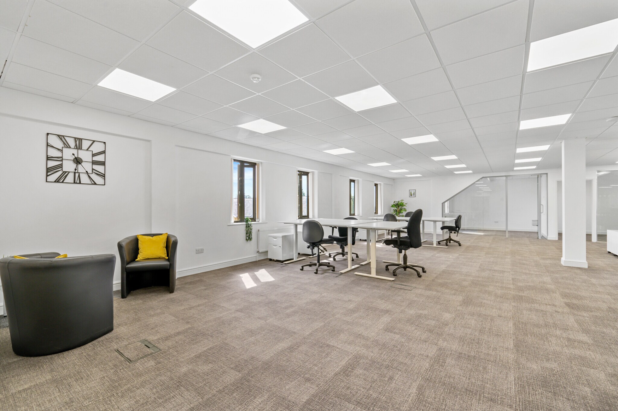 Tetbury Rd, Cirencester à louer Photo de l’immeuble– Image 1 sur 20