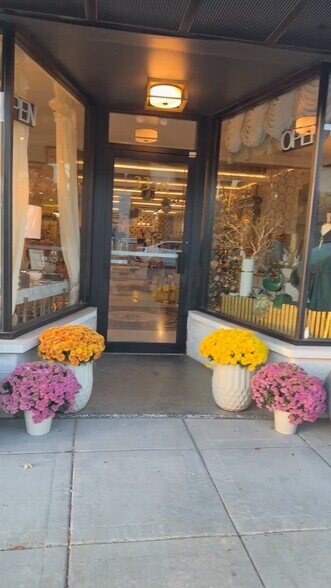 3336 E Ridge Rd, Lansing, IL à louer - Vidéo sur l’annonce professionnelle – Image 2 sur 15