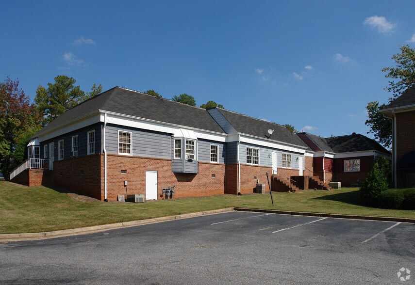 11050 Crabapple Rd, Roswell, GA à louer - Photo de l’immeuble – Image 2 sur 5