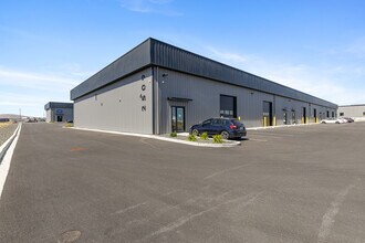 2513 Logan St, Richland, WA à louer Photo de l’immeuble– Image 1 sur 9