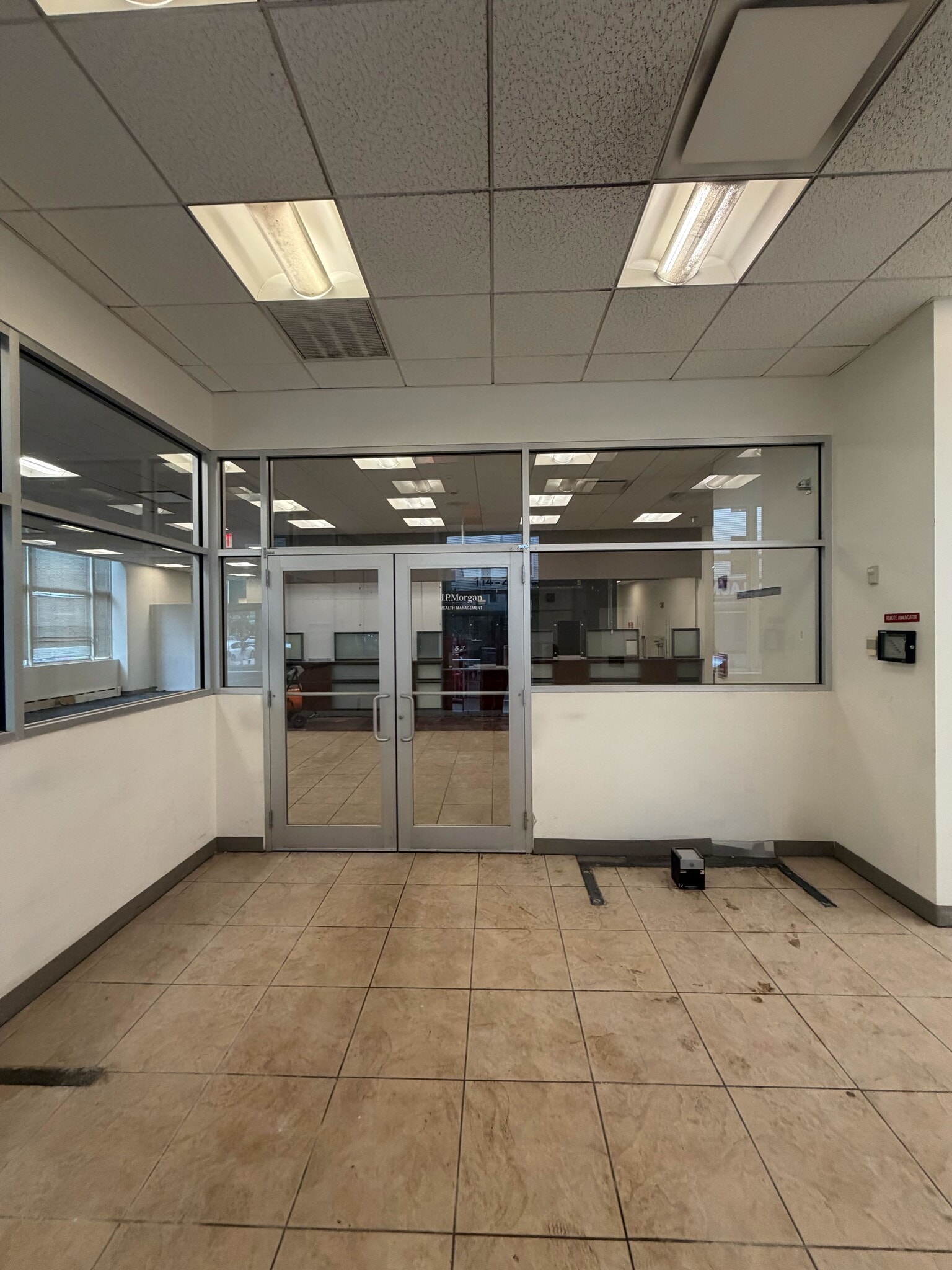 114-20 Jamaica Ave, Jamaica, NY à louer Photo intérieure– Image 1 sur 15