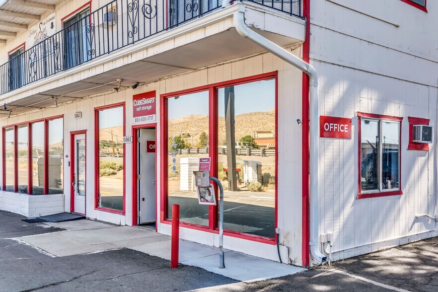 5861 S Carson St, Carson City, NV à vendre - Photo principale – Image 1 sur 1