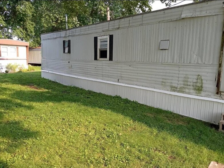 224 N Poplar St, Ludlow, IL à vendre - Photo de l’immeuble – Image 2 sur 22
