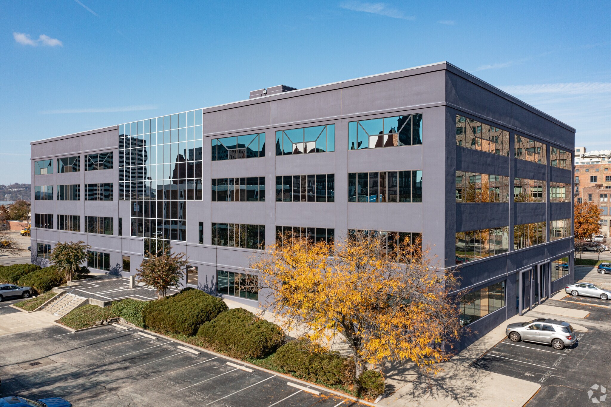 250 W Court St, Cincinnati, OH à louer Photo principale– Image 1 sur 6