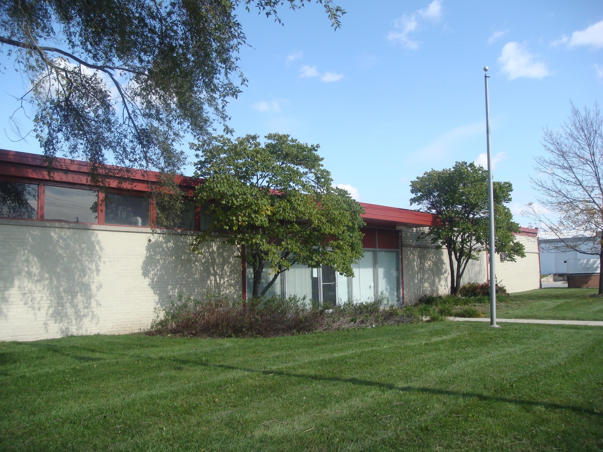 410 Factory Rd, Addison, IL à louer Photo de l’immeuble– Image 1 sur 14