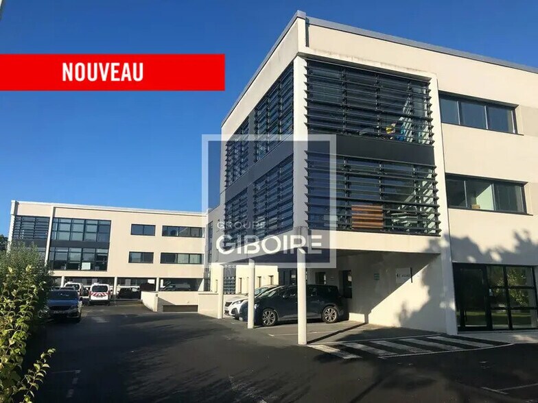 Bureau dans Saint-Grégoire à vendre - Photo de l’immeuble – Image 2 sur 16