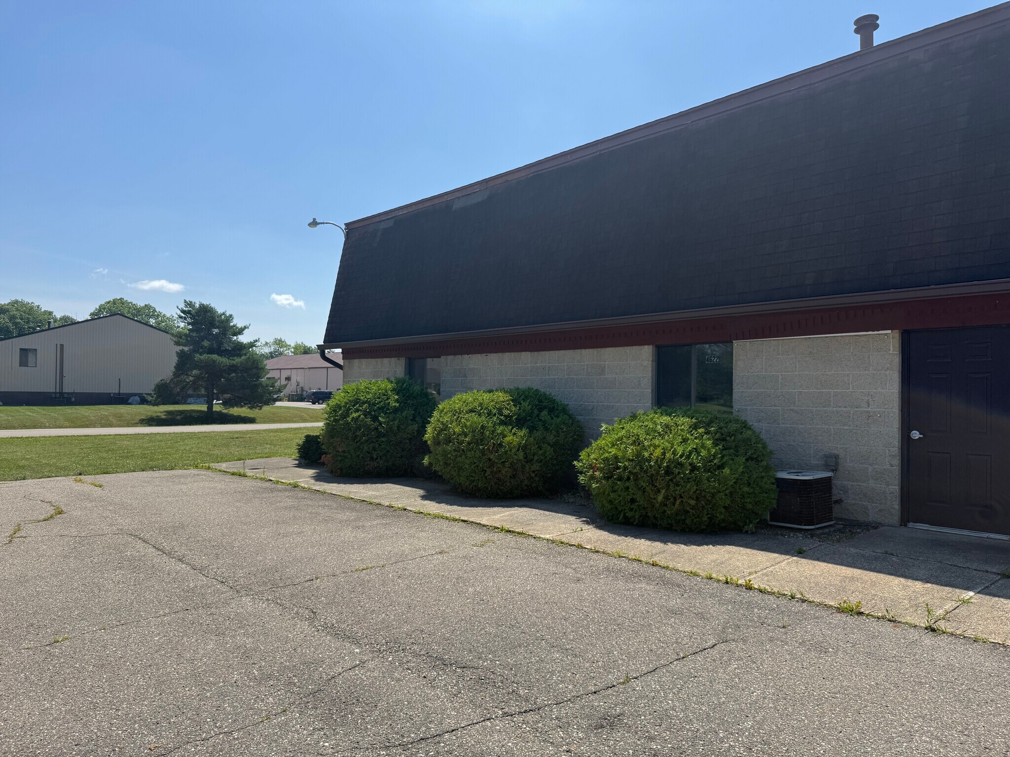 4660-4684 Freedom Dr, Ann Arbor, MI à louer Photo principale– Image 1 sur 7