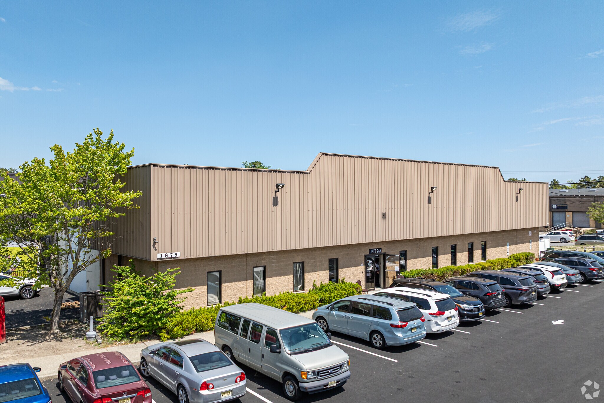 1875 Swarthmore Ave, Lakewood, NJ à louer Photo principale– Image 1 sur 13