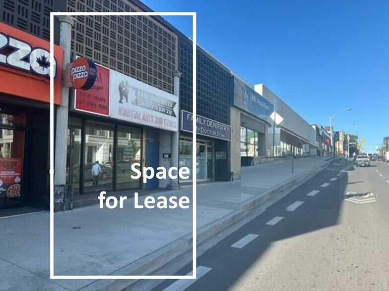 882A Eglinton Av W, Toronto, ON à louer - Photo de l’immeuble – Image 2 sur 9