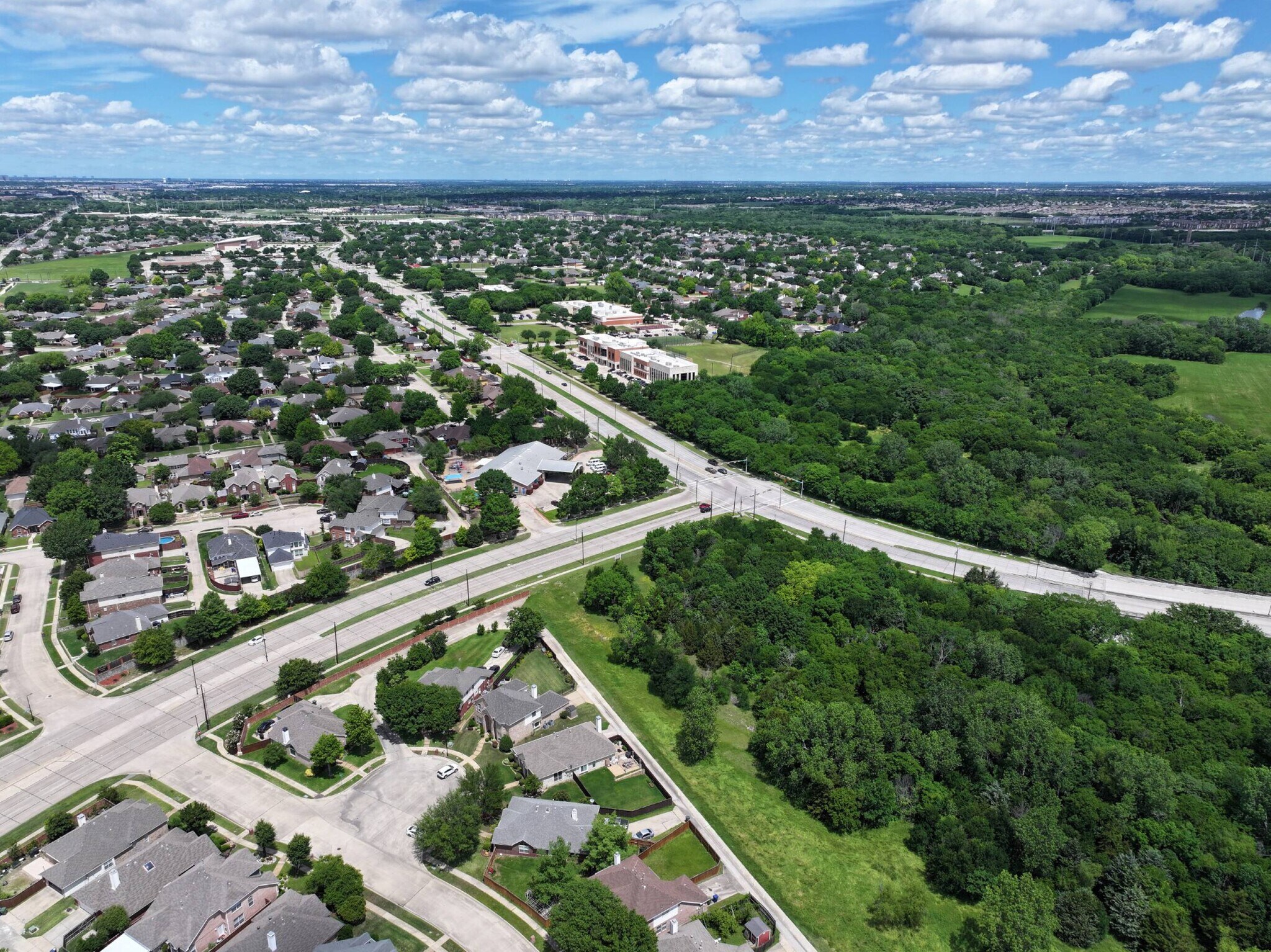 4688 Centerville rd, Garland, TX à vendre Aérien– Image 1 sur 14