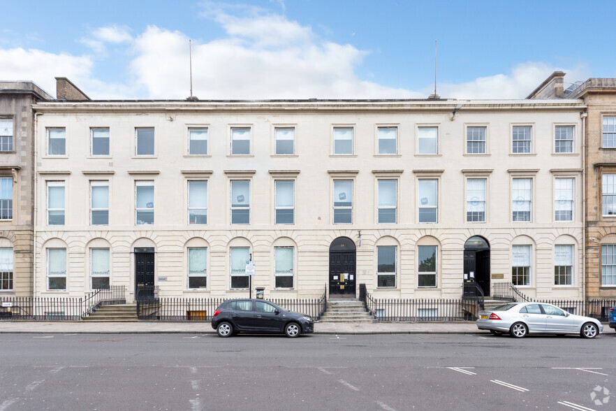 24 Blythswood Sq, Glasgow à louer - Photo de l’immeuble – Image 1 sur 7