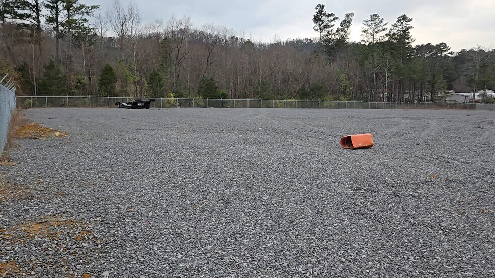 00 Dinah Blvd, Rossville, GA à louer - Vidéo sur l’annonce professionnelle – Image 2 sur 8