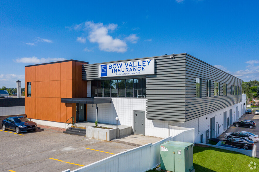 9805 Horton Rd SW, Calgary, AB à louer - Photo principale – Image 1 sur 19