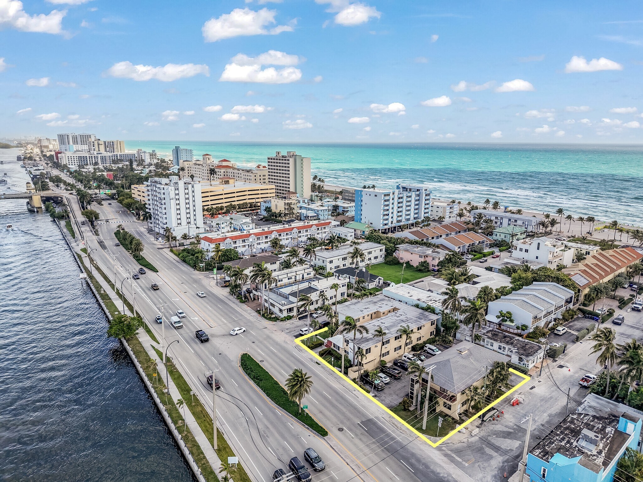 505-513 S Ocean Dr, Hollywood, FL à vendre Photo de l’immeuble– Image 1 sur 42