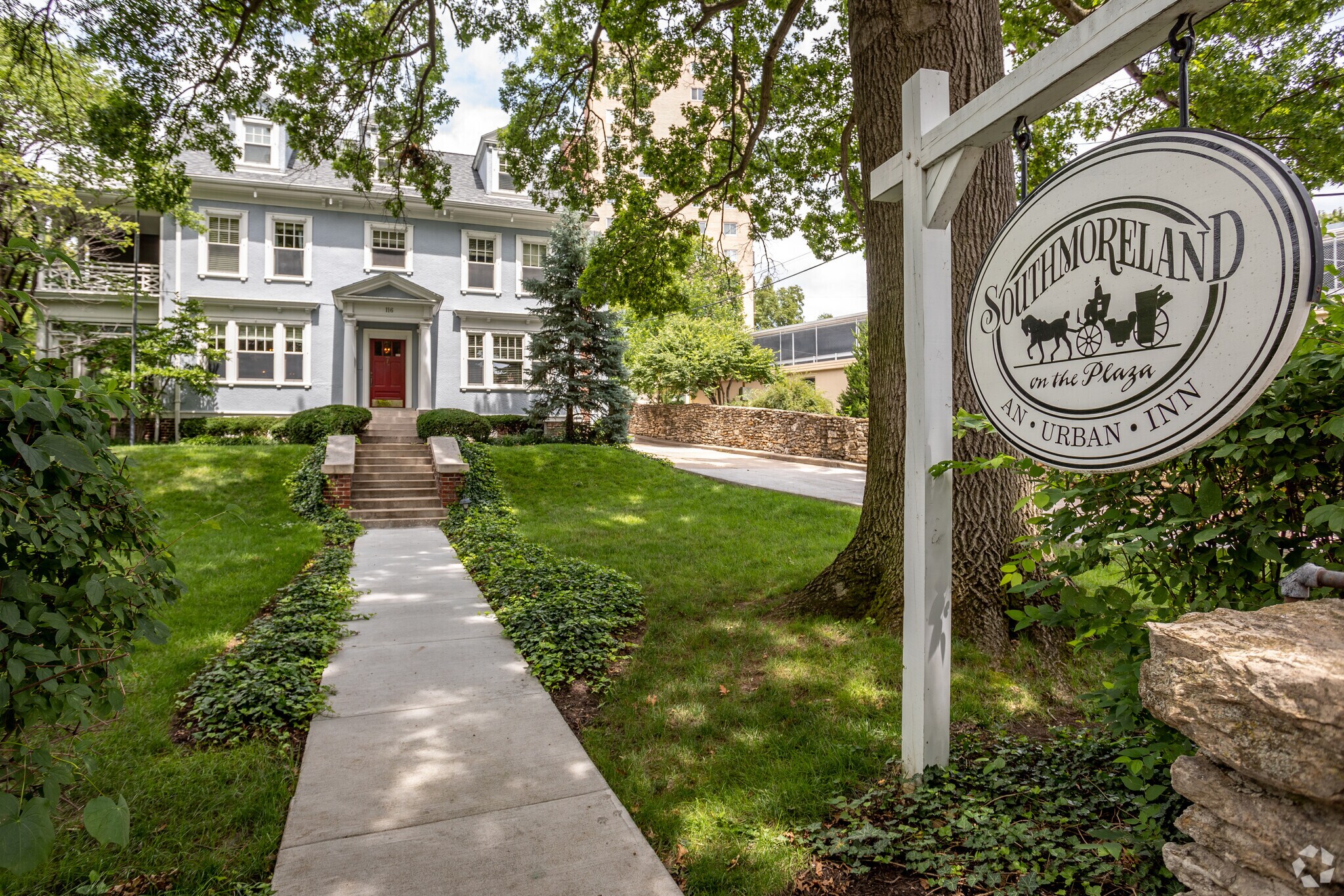 116 E 46th St, Kansas City, MO à vendre Photo de l’immeuble– Image 1 sur 49